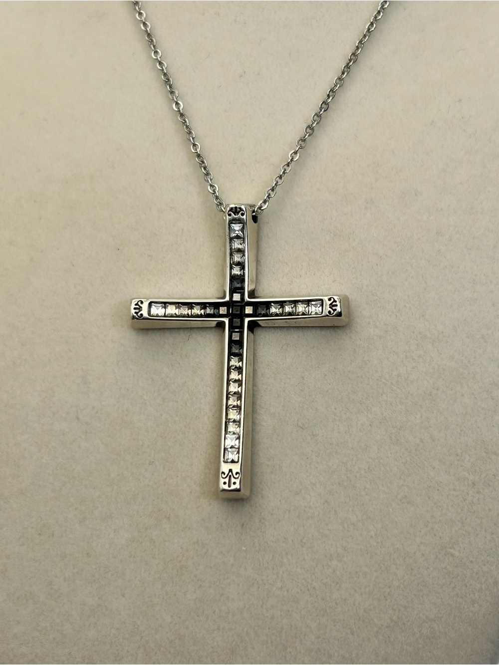 Brighton Spectrum Cross Pendant Necklace Black & Clear Crystals Silver Plated - Picture 2 of 9